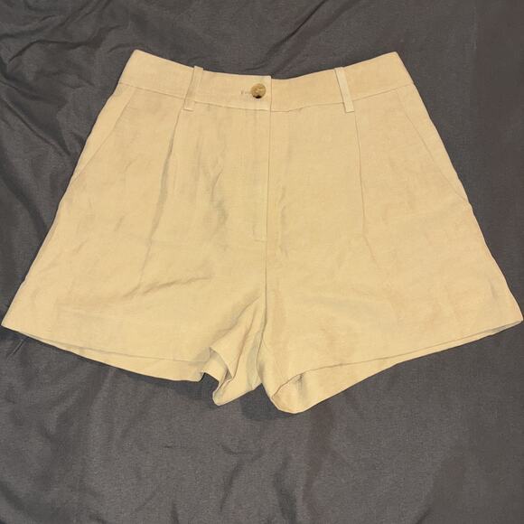 Nili Lotan Pleated Beatrice Shorts Khaki Linen/Silk Blend Sz 2 - Picture 1 of 7